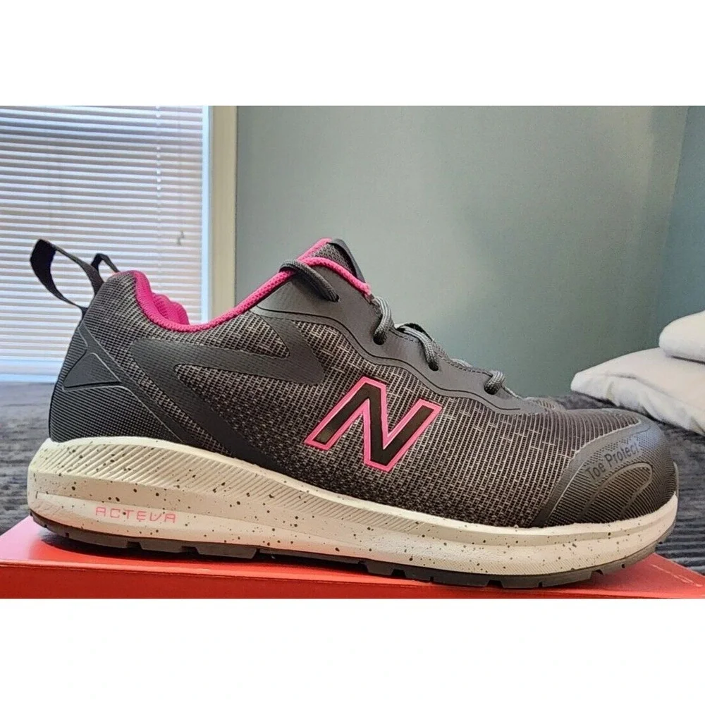 New Balance®‎ (Women's 7.5 WIDE) Logic™ Comp-Toe Slip Resistant Work Shoe